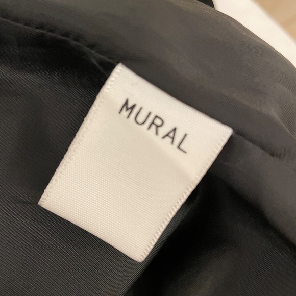 Mural Diagonal Zip Cropped Jacket - Picture 4 of 6